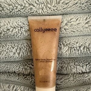 Callyssee Coffee Cleanser - Brown NWOT  4 oz